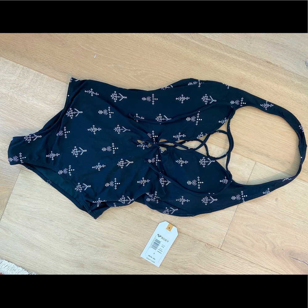 Roxy One Piece